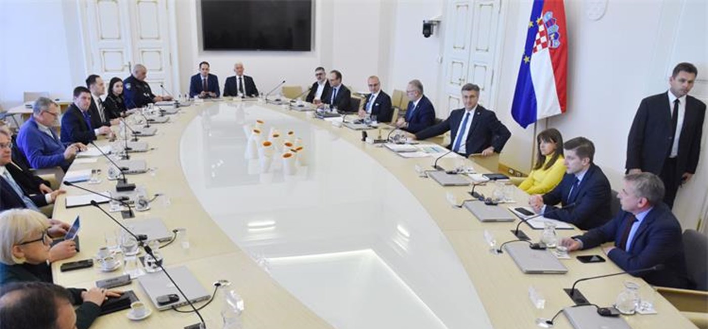 Plenković: Založit ćemo se za fleksibilnost u pogledu plaćanja poreza i doprinosa, plaće i mirovine nisu u pitanju 